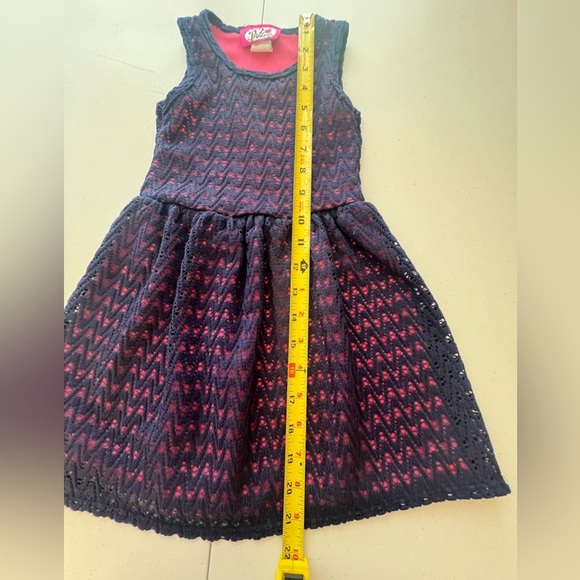PRINCESS 2 GIRLS SIZE 4 NAVY BLUE OPEN WEAVE OVER FULL PINK LINING DRESS - Picture 7 of 8